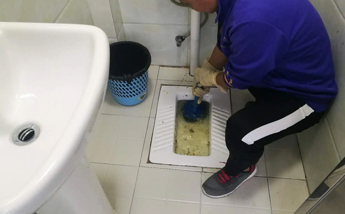 中方疏通蹲坑